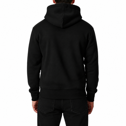 Herren Premium Hoodie von VILLIERS MAISON SUISSE in Schwarz, getragen von einem Model in Rückenansicht mit sichtbarer Kapuze und schlichtem Design.